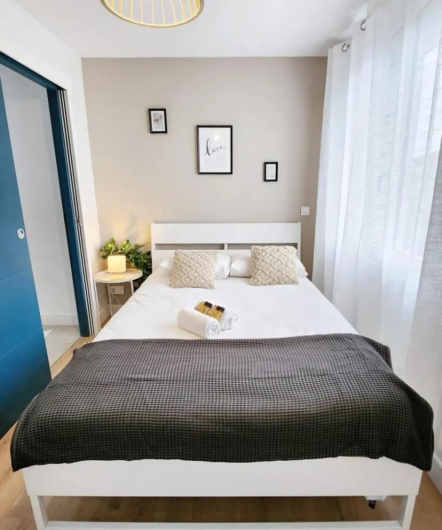 Villa Eurexpo 185M2 브론